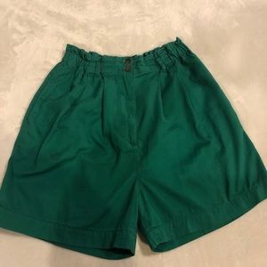 Ann Taylor Green Paper Bag Shorts Size Large